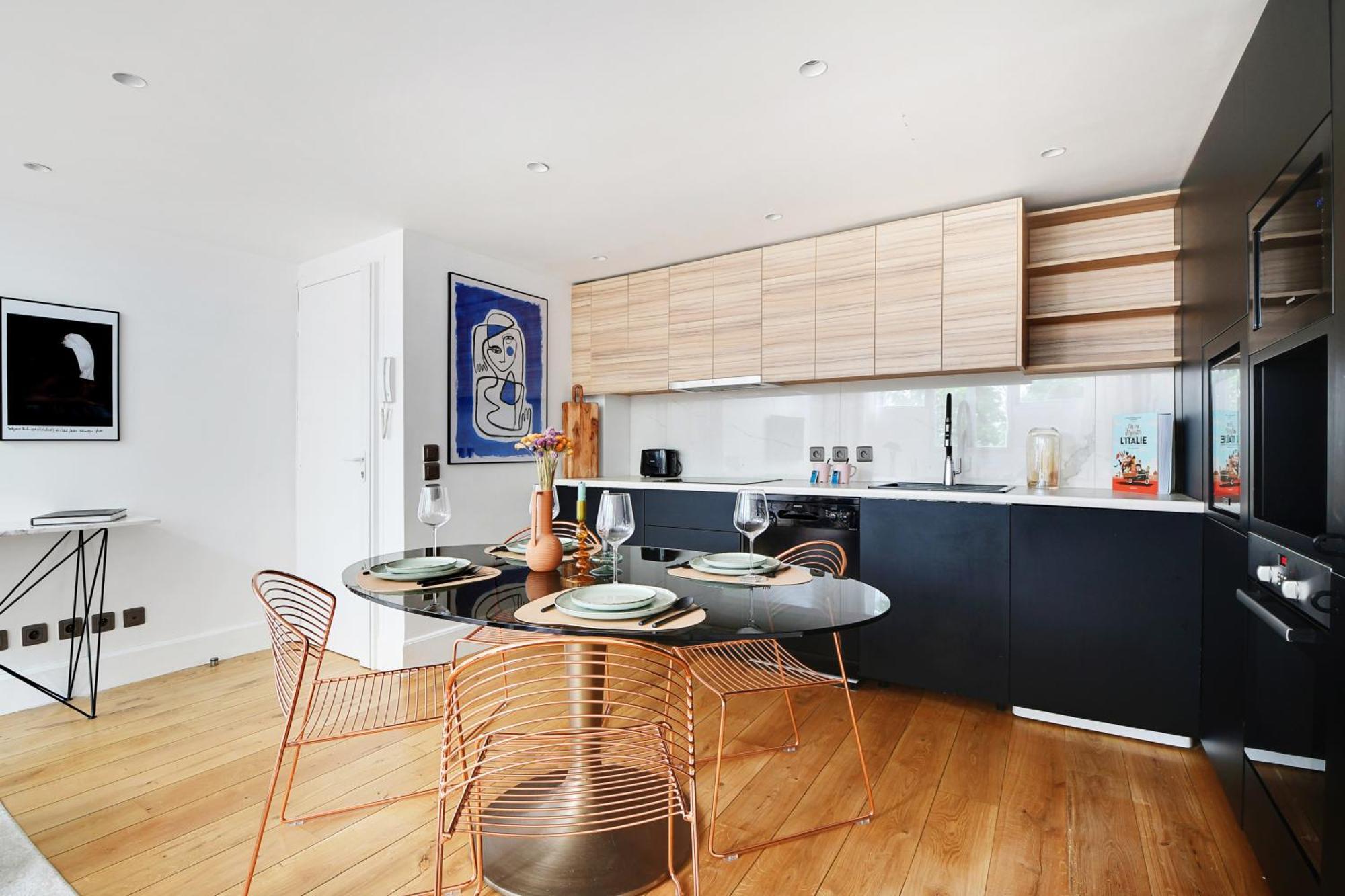 Апартаменты Amazing Loft 2Br - Eiffel Tower Париж Экстерьер фото